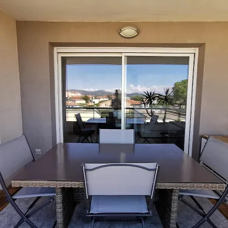 Le California - Wifi - Clim - Proche - Terrasse Frejus
