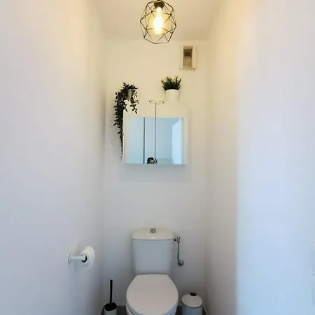 Le California - Wifi - Clim - Proche - Terrasse Apartman *
